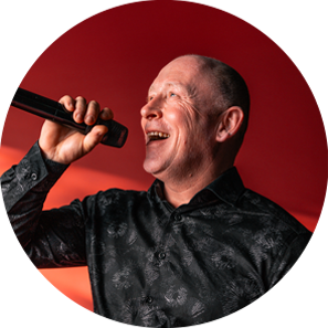 Gesang<br>Gitarre<br>Schlagzeug